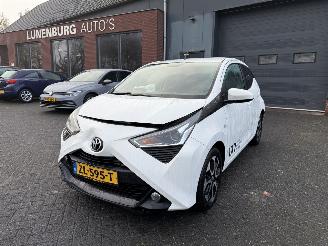 Auto incidentate Toyota Aygo 1.0 VVT-i x-cite Hatchback 5-dr. 2019/6