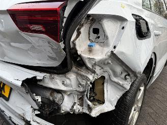 Volkswagen T-Roc 1.6 TDI Style Business (SUV 5-dr.) picture 17