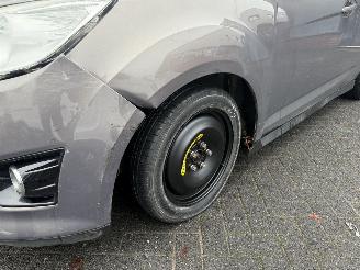 Ford C-Max 1.0 Titanium (MPV 5-dr.) picture 16