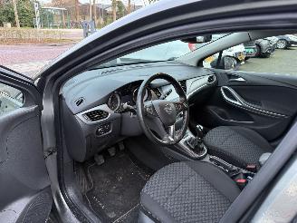 Opel Astra 1.4 Online Edition picture 13