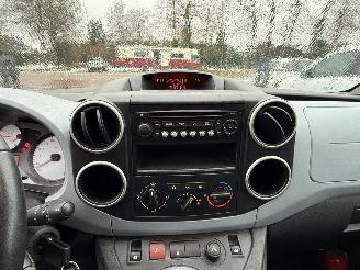 Citroën Berlingo 1.6 VTi Attraction (MPV 4-dr.) picture 22