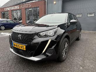 occasion passenger cars Peugeot e-2008 EV Active Pack 50 kWh (SUV 5-dr.) €9090,- EX BTW 2021/10