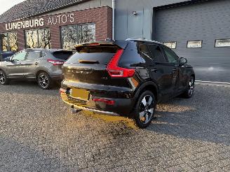 Volvo XC40 2.0 T5 AWD Intro Edition (SUV 5-dr.) picture 2