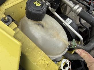 Renault Clio 0.9 TCe Expression (Hatchback 5-dr.) picture 11