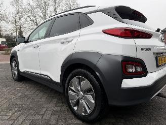 Hyundai Kona EV Premium 64 kWh (SUV 5-dr.) 10537  EX BTW picture 36
