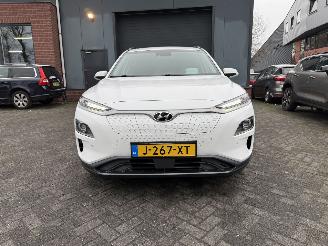 Hyundai Kona EV Premium 64 kWh (SUV 5-dr.) 10537  EX BTW picture 8
