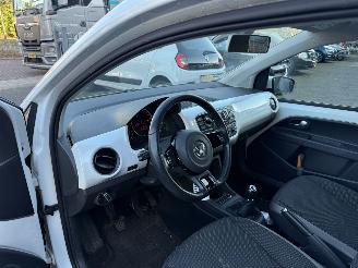 Volkswagen Up! 1.0 high up! BlueMotion picture 11
