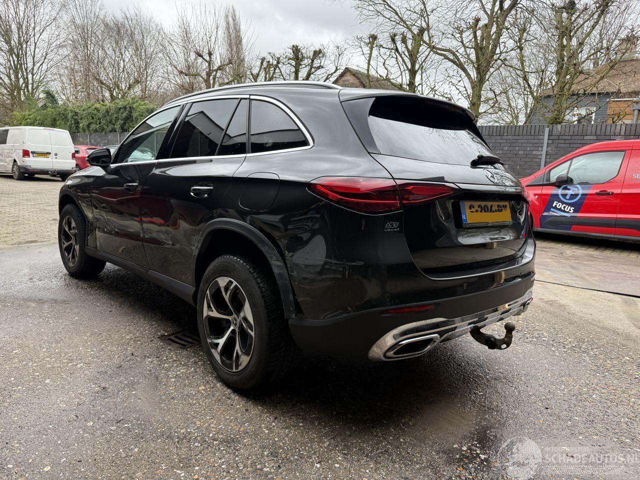 Mercedes GLC 300e 4MATIC Business Line