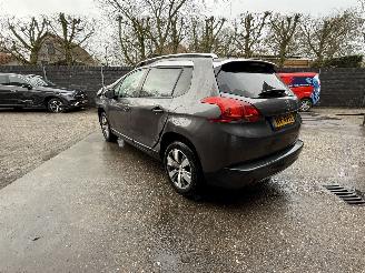 Peugeot 2008 1.2 PureTech Style (SUV 5-dr.) picture 29