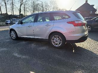 Ford Focus 1.6 EcoBoost Lease Titanium picture 25