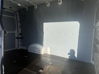 Volkswagen Crafter 35 2.0 TDI L3H3 Comfortline picture 11