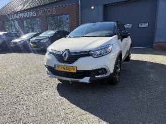 Avarii autoturisme Renault Captur 0.9 TCe Intens (SUV 5-dr.) 2017/8