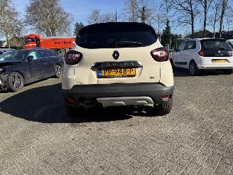 Renault Captur 0.9 TCe Intens (SUV 5-dr.) picture 4