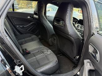 Mercedes Cla-klasse 200D LEASE EDITION picture 15