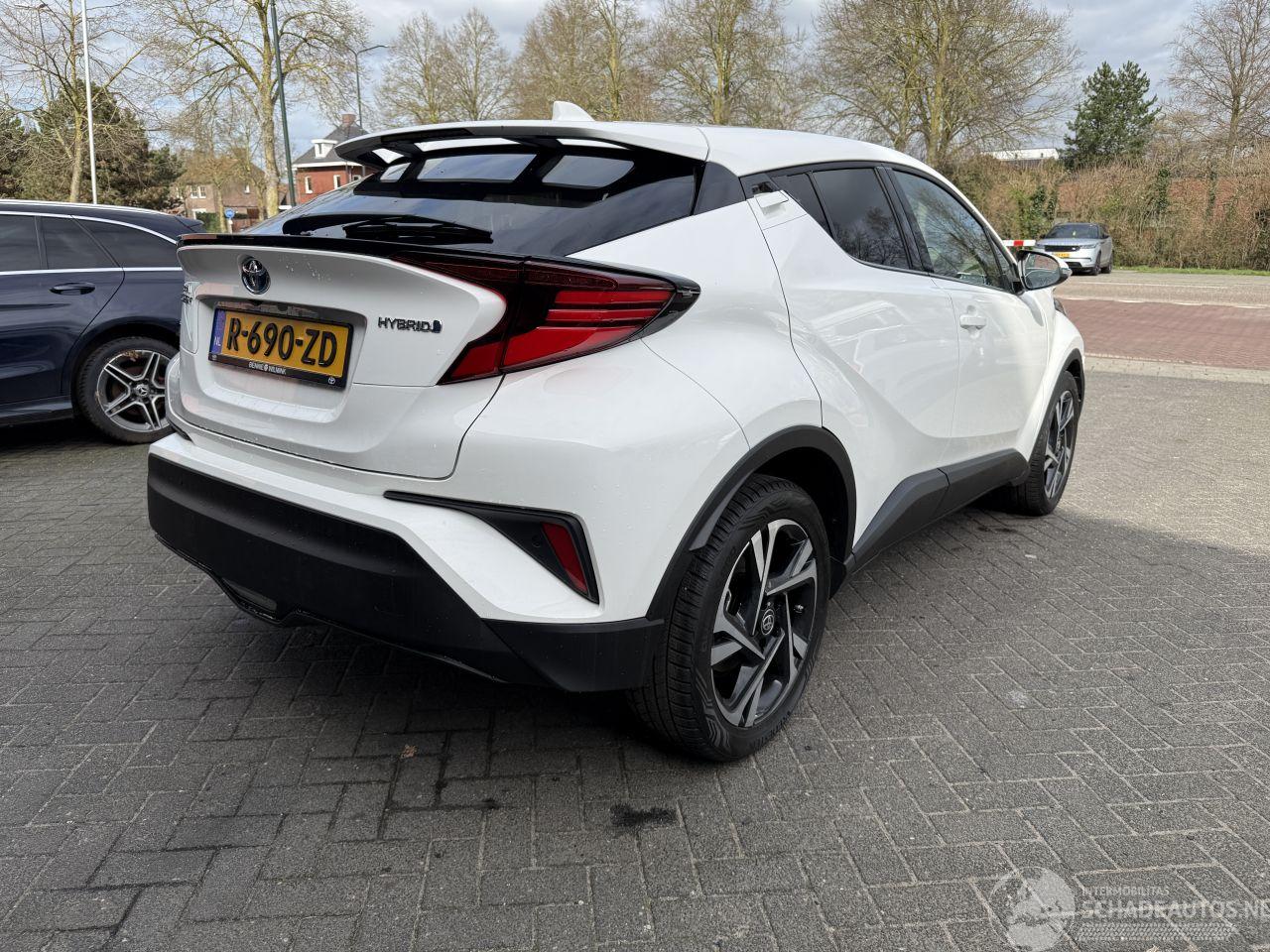 Toyota C-HR 1.8 Hybrid Style (SUV 5-dr.)