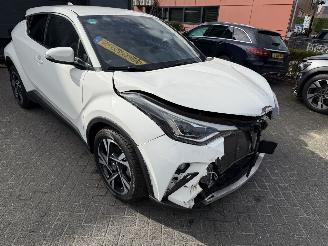 Toyota C-HR 1.8 Hybrid Style (SUV 5-dr.) picture 15