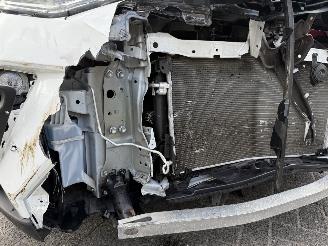 Toyota C-HR 1.8 Hybrid Style (SUV 5-dr.) picture 33