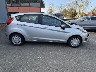 Ford Fiesta 1.6 TDCi Lease Style (Hatchback 5-dr.) picture 6
