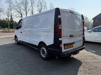 Renault Trafic 2.0 dCi 120 T30 L2H1 Comfort picture 3
