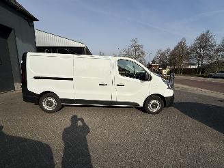 Renault Trafic 2.0 dCi 120 T30 L2H1 Comfort picture 6