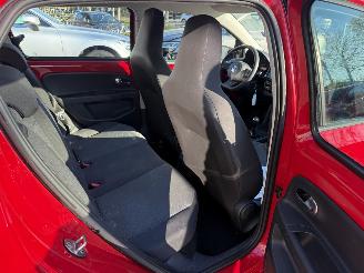 Volkswagen Up! 1.0 move up! BlueMotion picture 9