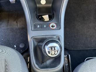 Volkswagen Up! 1.0 move up! BlueMotion picture 22