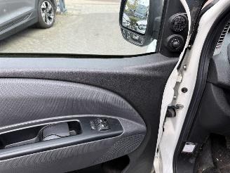 Fiat Doblo 1.6 MultiJet SX (Bedrijfsauto 5-dr.) picture 18