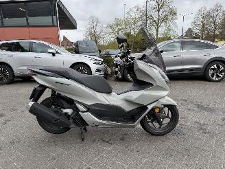 Honda PCX 125 ABS picture 6