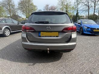Opel Astra 1.4 Business+ picture 4