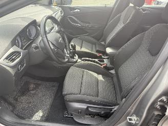 Opel Astra 1.4 Business+ picture 22