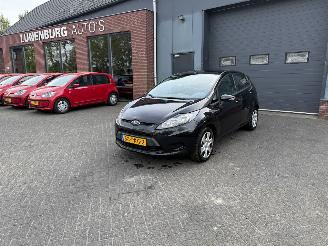 krockskadad bil auto Ford Fiesta 1.25 Limited (Hatchback 5-dr.) 2011/2