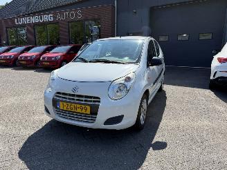 Coche accidentado Suzuki Alto 1.0 Celebration EASSS (Hatchback 5-dr.) 2015/2
