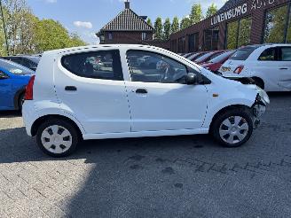 Suzuki Alto 1.0 Comfort AUTOMAAT  (Hatchback 5-dr.) picture 2