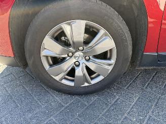 Peugeot 2008 1.2 PureTech Blue Lion (SUV 5-dr.) picture 27