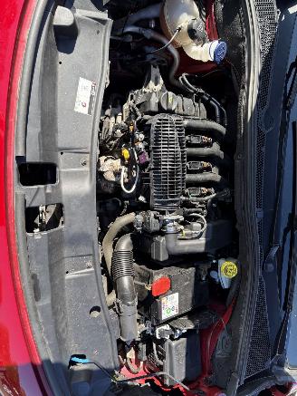 Peugeot 2008 1.2 PureTech Blue Lion (SUV 5-dr.) picture 23