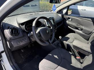 Renault Clio 0.9 TCe Expression picture 15