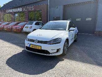  Volkswagen e-Golf e-Golf (Hatchback 5-dr.) 2016/5