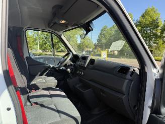 Renault Master T35 2.3 dCi 145 L3 Energy EURO VI picture 23