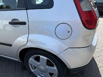 Ford Fiesta 1.3 Centennial (Hatchback 5-dr.) picture 10