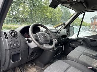 Renault Master T35 2.3 dCi L3H3 KM: 130602 Ideaal voor ombouw tot Paardenwagen of Camper picture 17