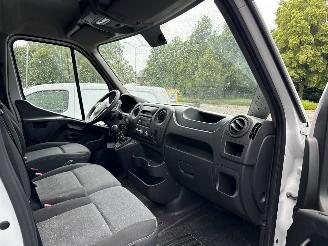 Renault Master T35 2.3 dCi L3H3 KM: 130602 Ideaal voor ombouw tot Paardenwagen of Camper picture 15