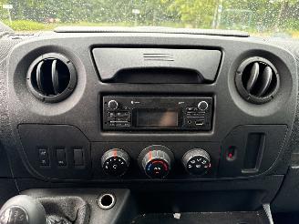 Renault Master T35 2.3 dCi L3H3 KM: 130602 Ideaal voor ombouw tot Paardenwagen of Camper picture 22