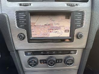 Volkswagen Golf 1.0 TSI Business Edition Connected picture 17