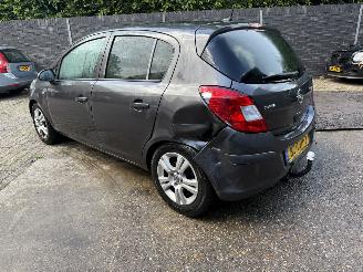 Opel Corsa 1.3 CDTi EcoFlex S/S Cosmo picture 3