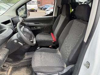 Peugeot Partner 1.5 BlueHDI Premium picture 26