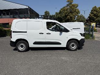 Peugeot Partner 1.5 BlueHDI Premium picture 6