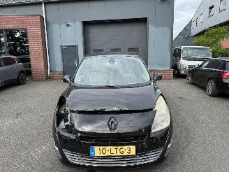 Renault Grand-scenic 2.0 Privilege   AUTOMAAT LEER picture 8