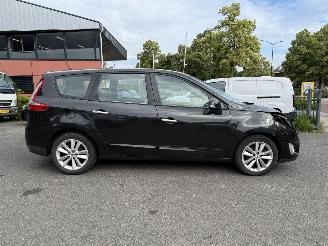Renault Grand-scenic 2.0 Privilege   AUTOMAAT LEER picture 6