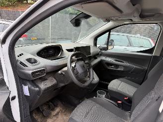 Peugeot Partner 1.5 BlueHDi 100 S&S L2 picture 25