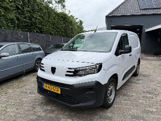 krockskadad bil bedrijf Peugeot Partner 1.5 BlueHDi 100 S&S L2 2024/8